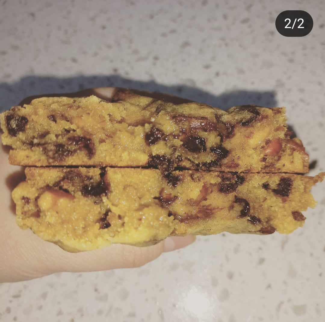 Levain cookie